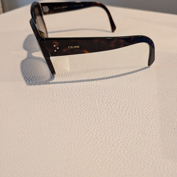Celine Sunglasses CL401681 Tortoise - Picture 2 of 8